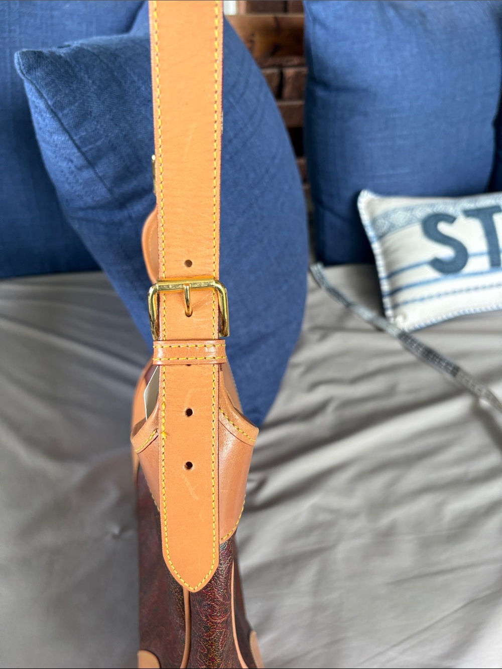 Etro Brown Paisley Shoulder Bag with Tan Leather Trim - Picture 7 of 14